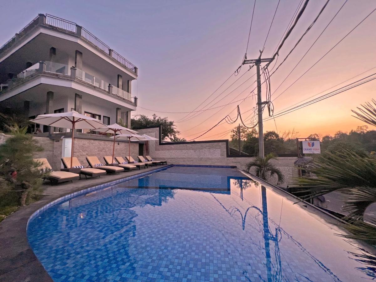 Grand Yuna Hotel Nusa Penida Toyapakeh Exterior foto
