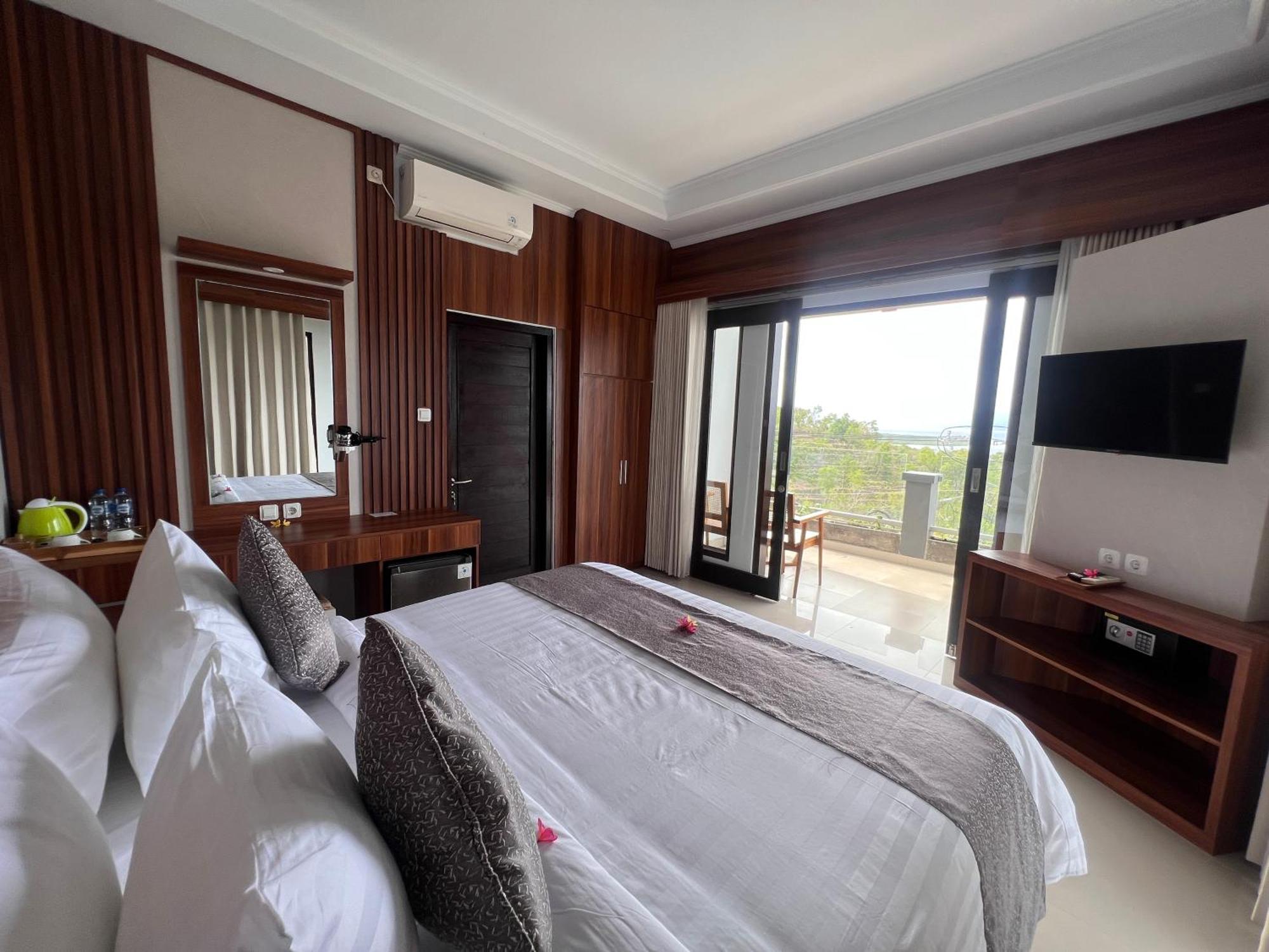 Grand Yuna Hotel Nusa Penida Toyapakeh Exterior foto