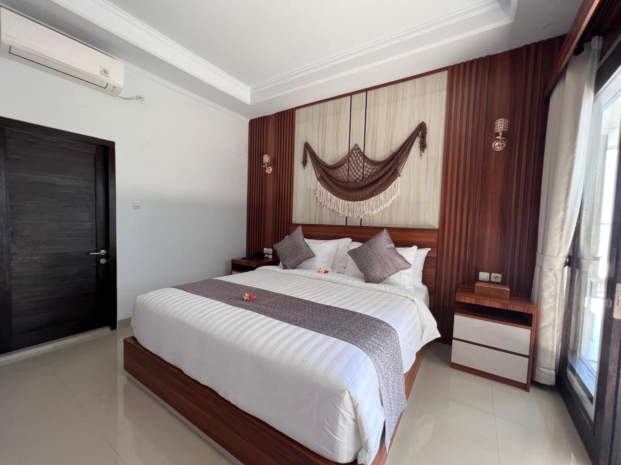Grand Yuna Hotel Nusa Penida Toyapakeh Exterior foto